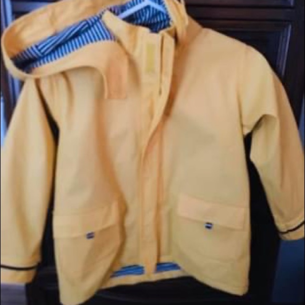 Mojo Maman Bebè yellow rain coat